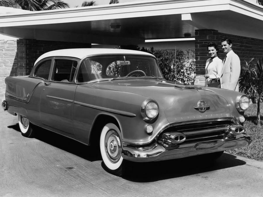 Oldsmobile Super 88 2-Door Sedan '1954